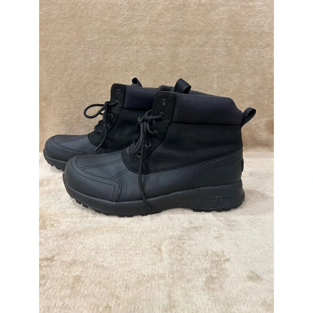 UGG Mens 10 Emmett Duck Boot Black Waterproof Leather Lace Up